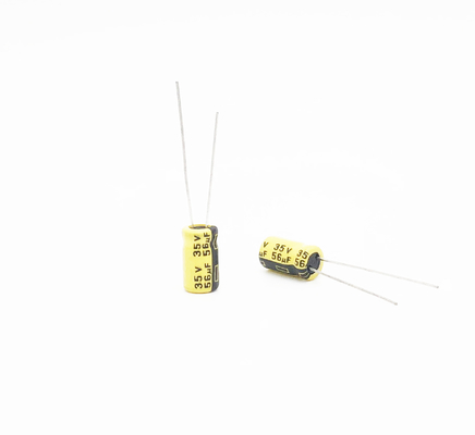 Condensadores electrolíticos del ESR de la ventaja radial da alta temperatura baja del condensador 56UF35V