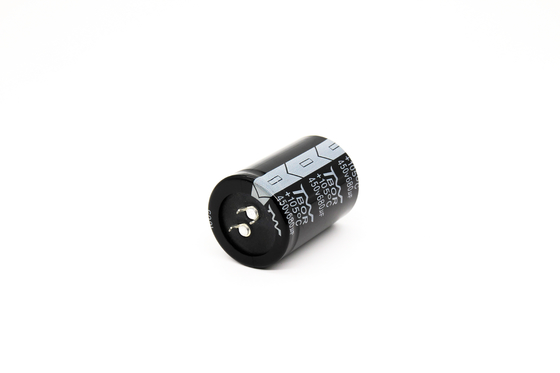 broche 680uf450v en el condensador electrolítico 35x50m m