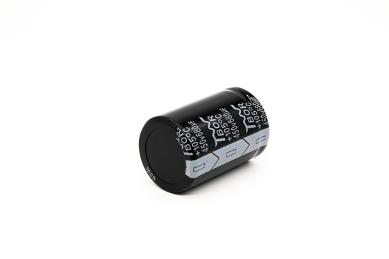 broche 680uf450v en el condensador electrolítico 35x50m m