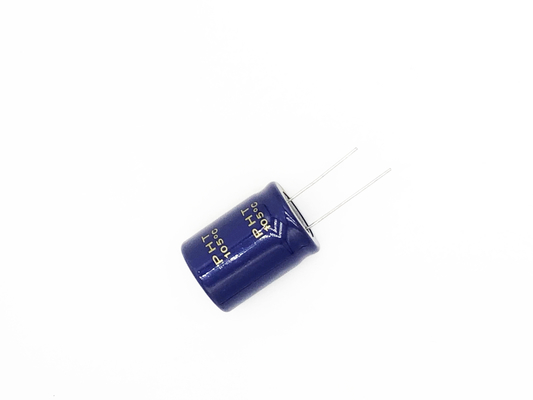 8000 horas del LED de condensador 82UF500V Al Electrolytic Capacitor de la luz