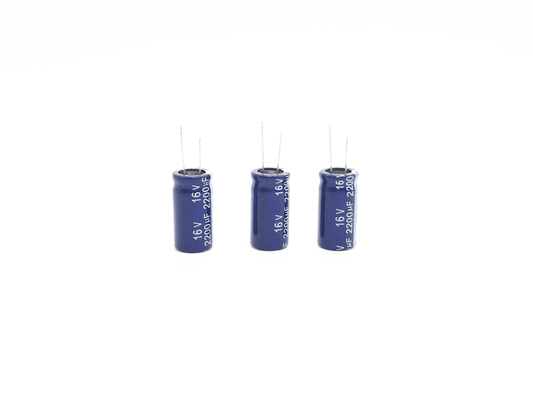 Condensador electrolítico de aluminio bajo de alta frecuencia 2200UF16V 13X25m m del ESR
