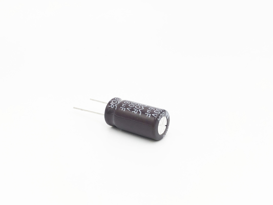 Condensador actual de la alta ondulación 5.6UF400V 8000 horas de condensador de la larga vida CFL