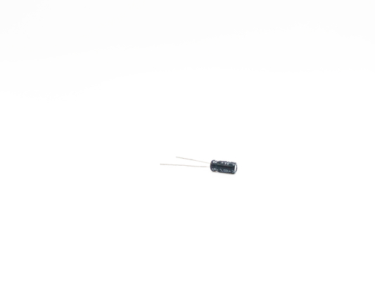 33UF35V tipo miniatura de la ventaja de la parte radial del condensador 5x11m m 2000 horas