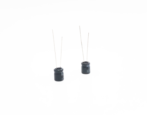 Condensador miniatura 220UF16V 6.3X11m m de la ventaja radial