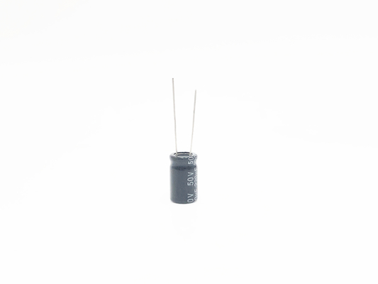 Tipo radial del condensador miniatura de 220UF50V 10X17m m