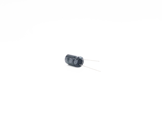 Tipo radial del condensador miniatura de 220UF50V 10X17m m