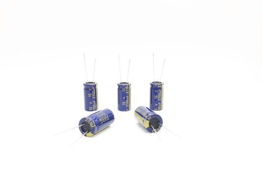 Condensadores electrolíticos radiales de 4700UF 16V