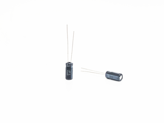 Tolerancia radial del condensador electrolítico ISO14001 el 20% de 1UF 25V