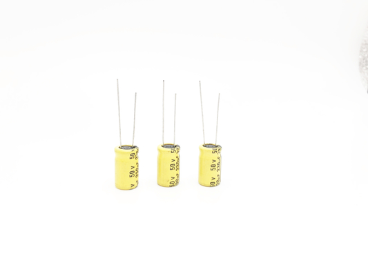 Condensadores electrolíticos des alta temperatura 130C 330UF de 13X20M M 50V