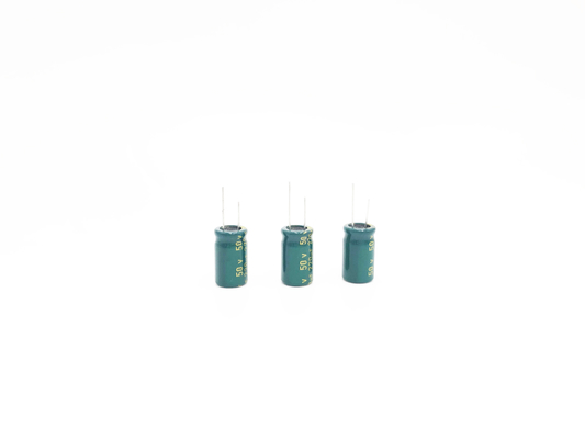 Condensador electrolítico de aluminio de alta frecuencia del PHR 220UF 50V para la luz del LED