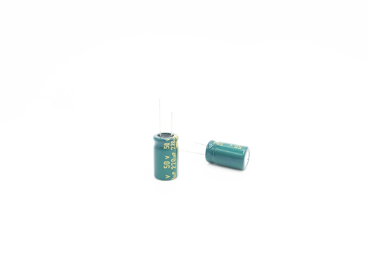Condensador electrolítico de aluminio de alta frecuencia del PHR 220UF 50V para la luz del LED