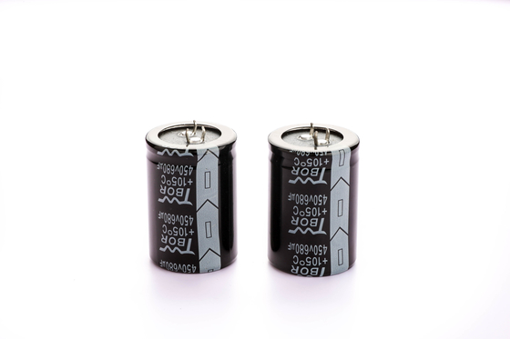 Broche ancha de la temperatura en los condensadores electrolíticos 680uf 450v 35x60m m