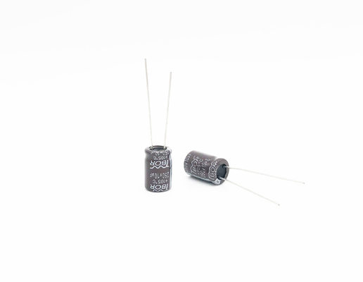 Condensador ancho de la temperatura 22X35M M 10uf 250v para la lámpara de ahorro de la energía